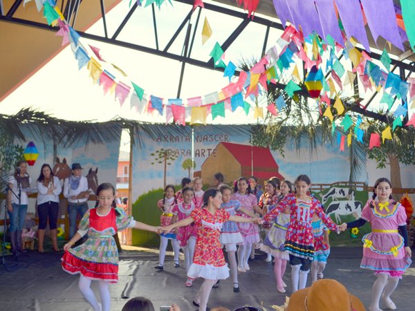 Festa Junina Escola Nascer Para a Arte