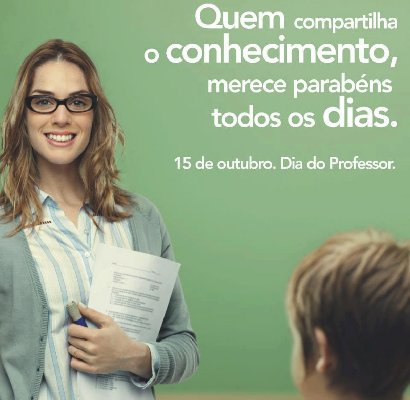 Secretaria Municipal de Educação parabeniza professores  