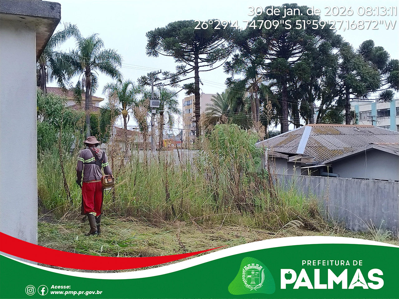 Prefeitura realiza intervenção em terreno urbano na área central