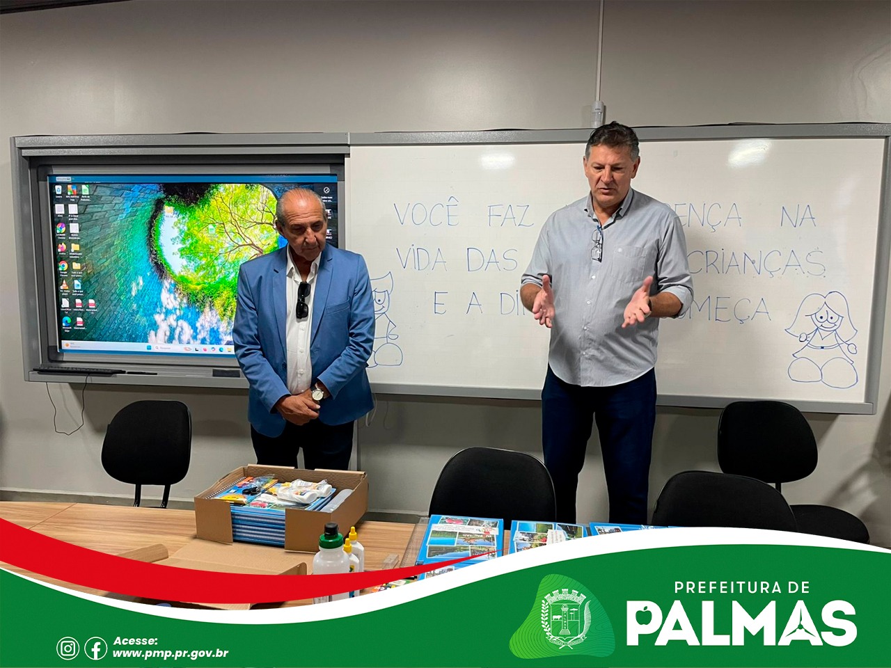 Secretaria de Educação recebe novos kits escolares para alunos do Ensino Fundamental