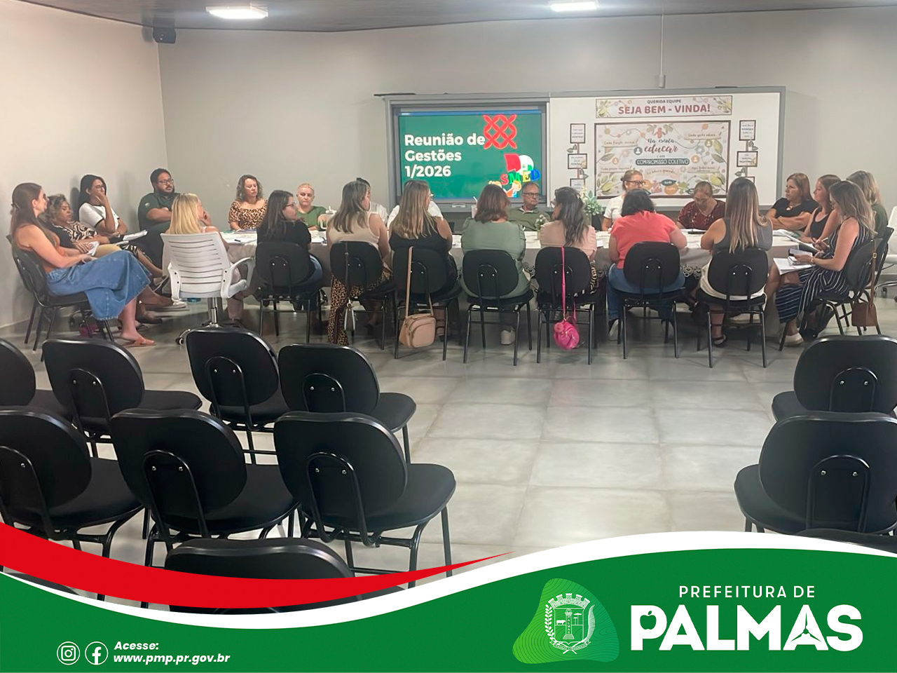 Secretaria de Educação realiza reunião com diretores para alinhar diretrizes do novo planejamento educacional