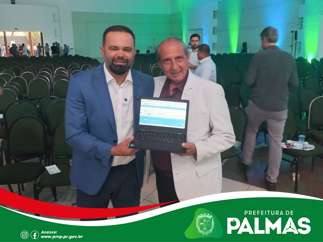 Secretário Municipal de Educação participa de Seminário de Diretores em Foz do Iguaçu